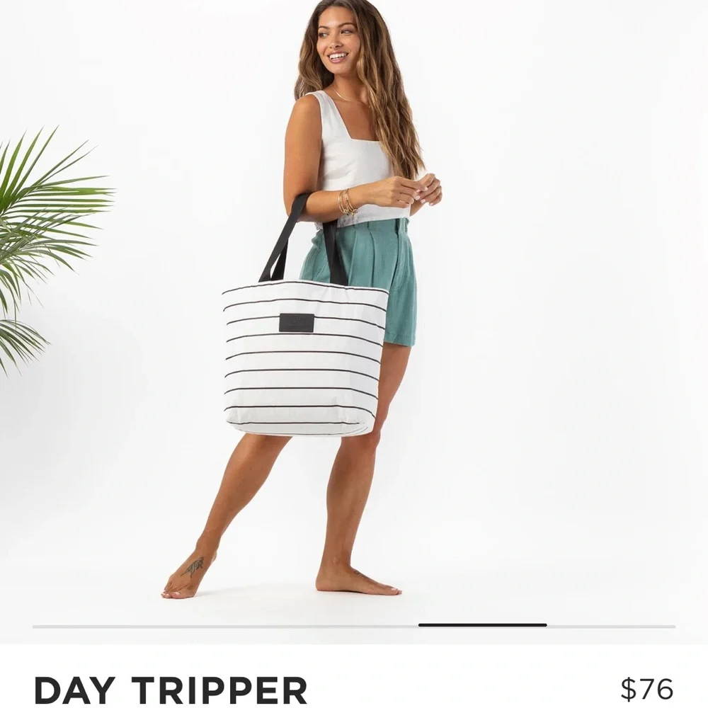 Day Tripper Black and White Tote Bag - Picture 2 of 6